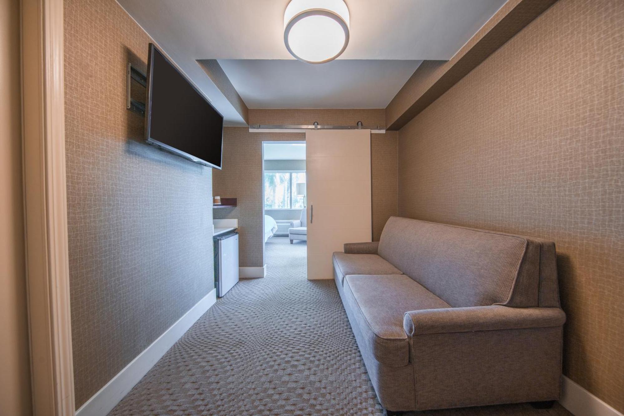 Sheraton Ontario Airport Hotel Extérieur photo