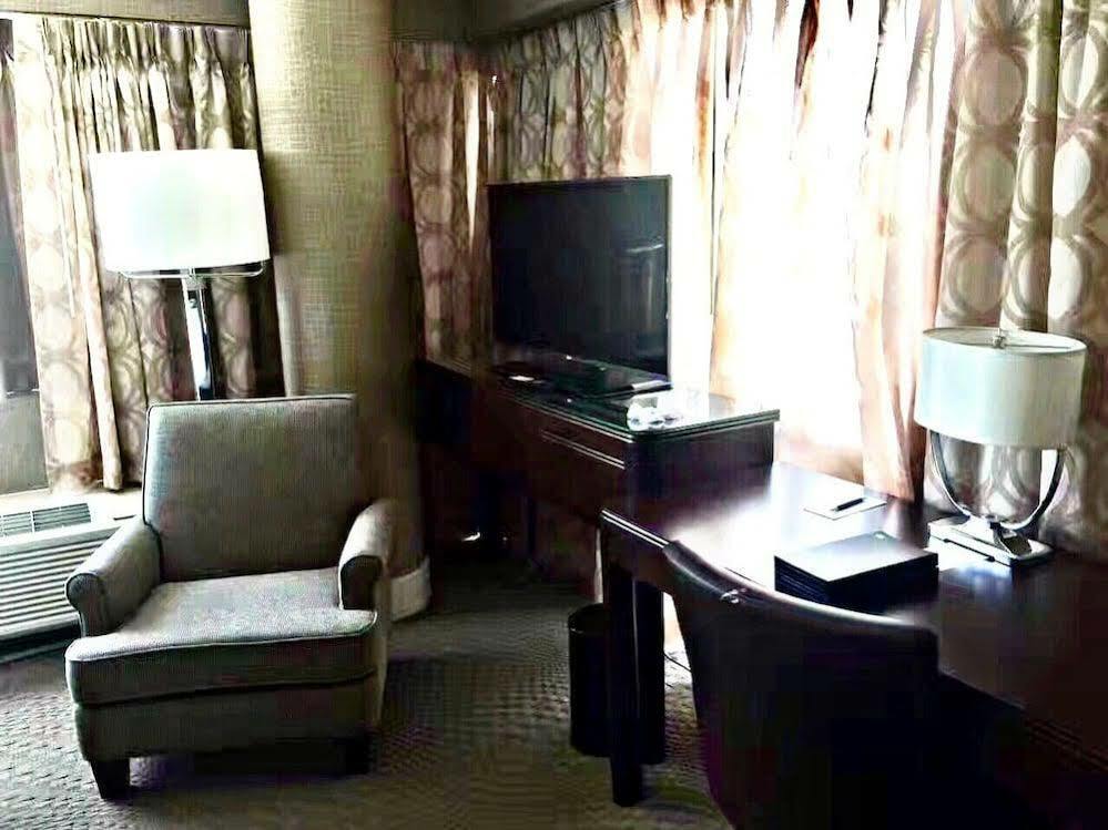 Sheraton Ontario Airport Hotel Extérieur photo